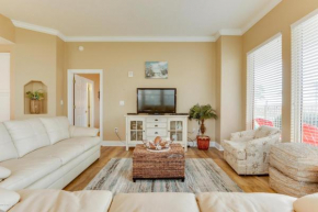 Comfortable Modern Condo with Amazing Ocean View from 750 sqft Balcony - Unit 0107